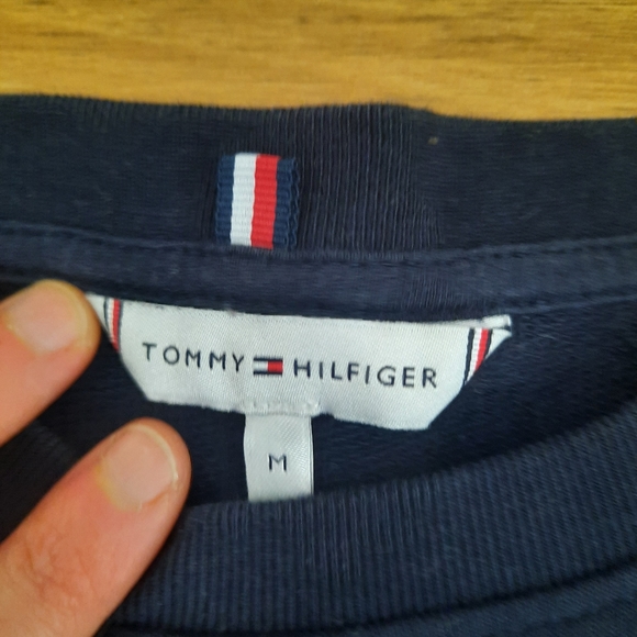 Tommy Hilfiger jumper Women's M - Picture 3 of 3